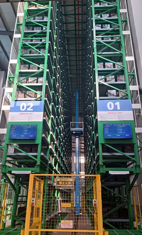 Système d’entrepôt automatisé au service de l’industrie automobile