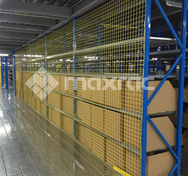 Why Wire Mesh Decking Is More Popular than Wood Panels Why Wire Mesh Decking Is More Popular than Wood Panels